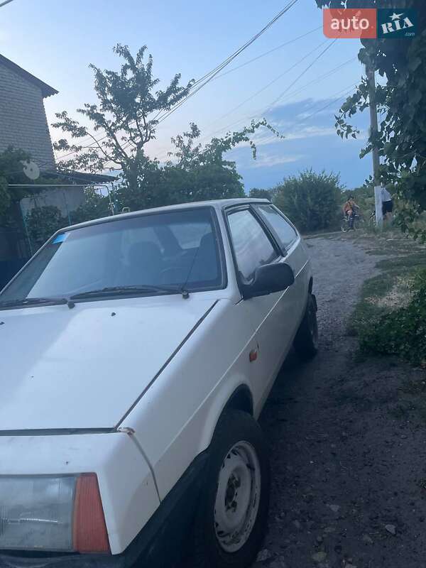 Хэтчбек ВАЗ / Lada 2108 1991 в Новом Буге