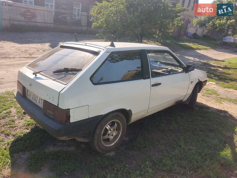 Хэтчбек ВАЗ / Lada 2108 1992 в Ольшанах фото Хэтчбек ВАЗ / Lada 2108 1992 в Ольшанах