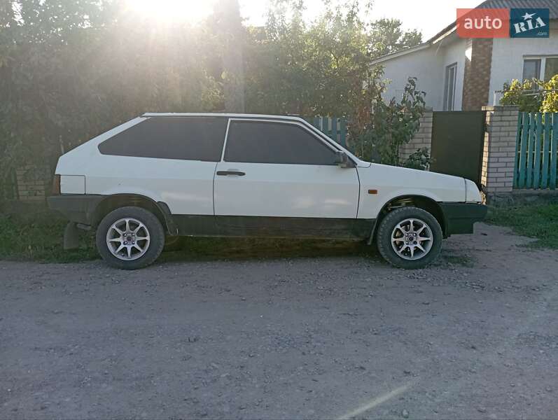 Хэтчбек ВАЗ / Lada 2108 1992 в Благовещенском