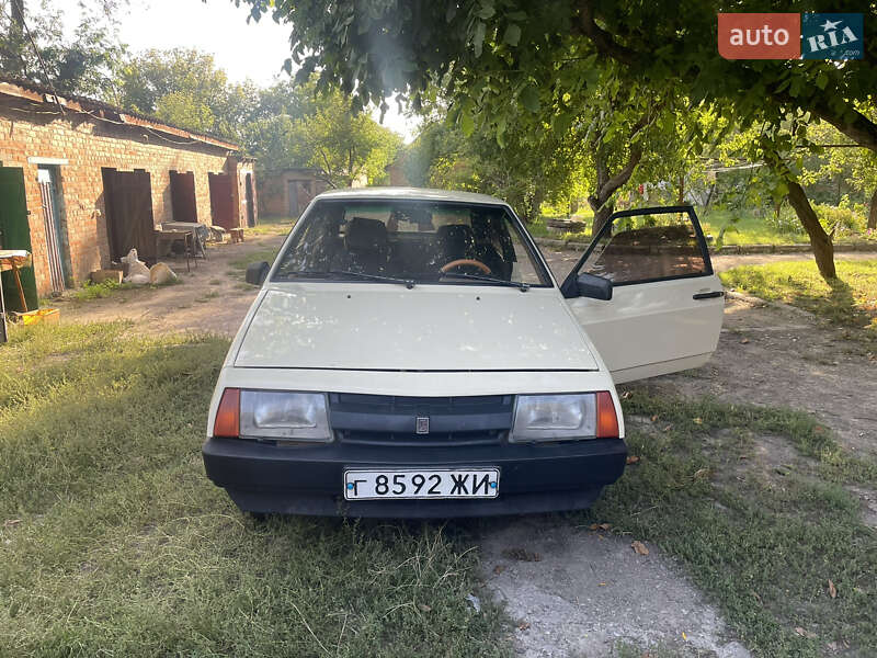 Хэтчбек ВАЗ / Lada 2108 1988 в Кременчуге