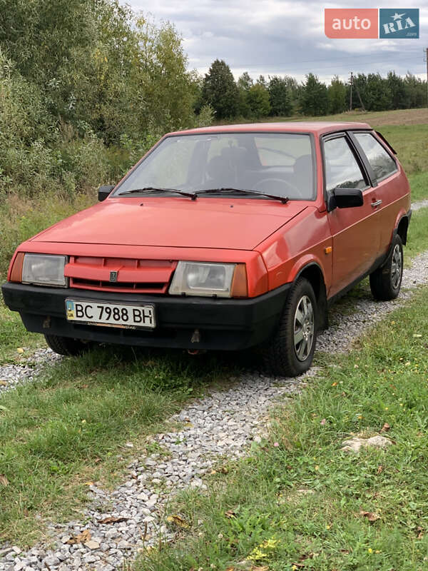 Хэтчбек ВАЗ 2108 1987 в 