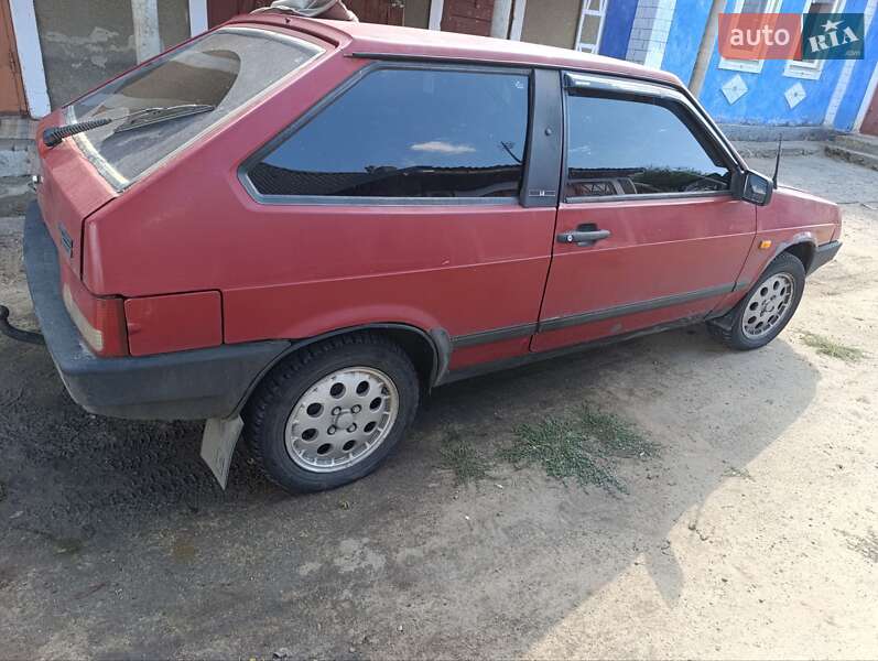 Хэтчбек ВАЗ / Lada 2108 1992 в Ширяево фото 12 Хэтчбек ВАЗ / Lada 2108 1992 в Ширяево