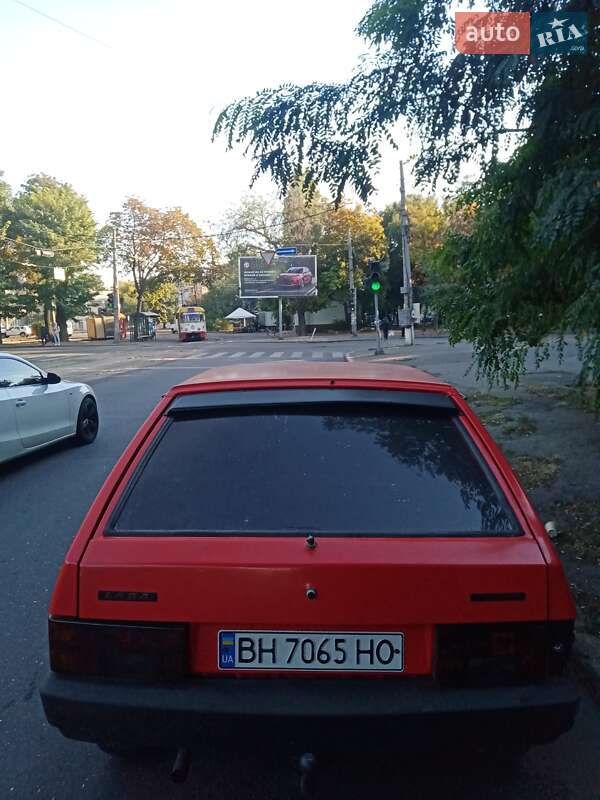 Хэтчбек ВАЗ / Lada 2108 1988 в Одессе