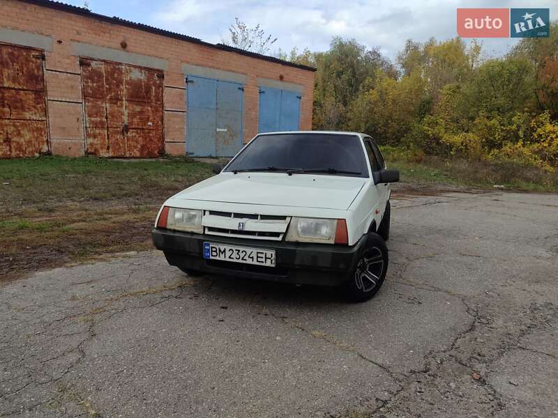 Хетчбек ВАЗ / Lada 2108 1990 в Ромнах
