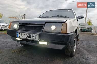 Хэтчбек ВАЗ 2108 1989 в 