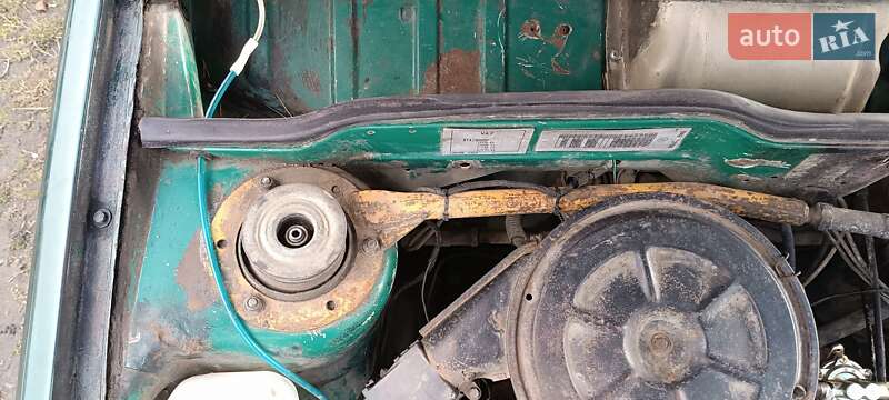 Хэтчбек ВАЗ / Lada 2108 1986 в Остроге фото 26 Хэтчбек ВАЗ / Lada 2108 1986 в Остроге