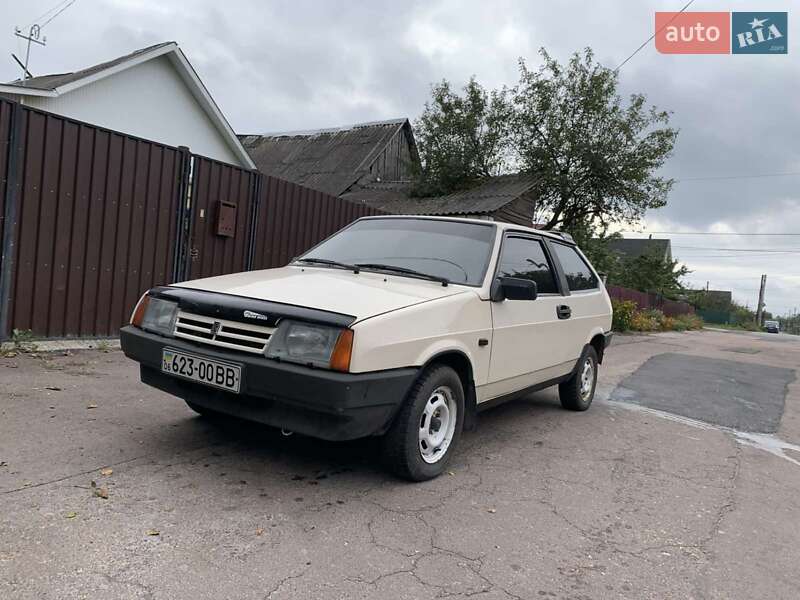 Хэтчбек ВАЗ / Lada 2108 1996 в Житомире фото 3 Хэтчбек ВАЗ / Lada 2108 1996 в Житомире