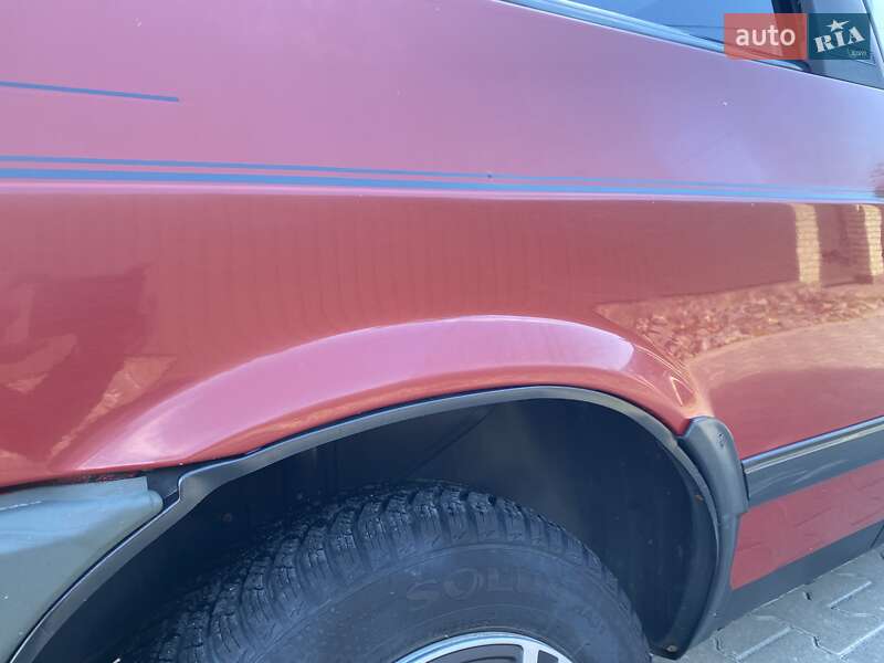 Хэтчбек ВАЗ / Lada 2108 1990 в Черновцах