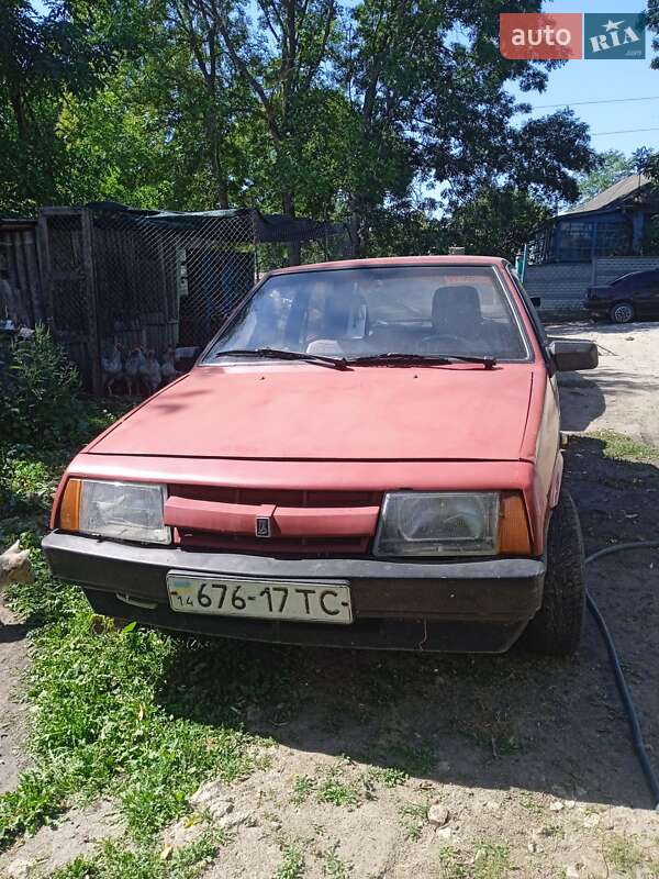 Хэтчбек ВАЗ / Lada 2108 1990 в Томашполе фото 9 Хэтчбек ВАЗ / Lada 2108 1990 в Томашполе