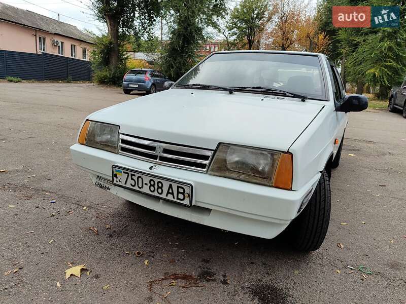 Хетчбек ВАЗ / Lada 2108 1996 в Дніпрі