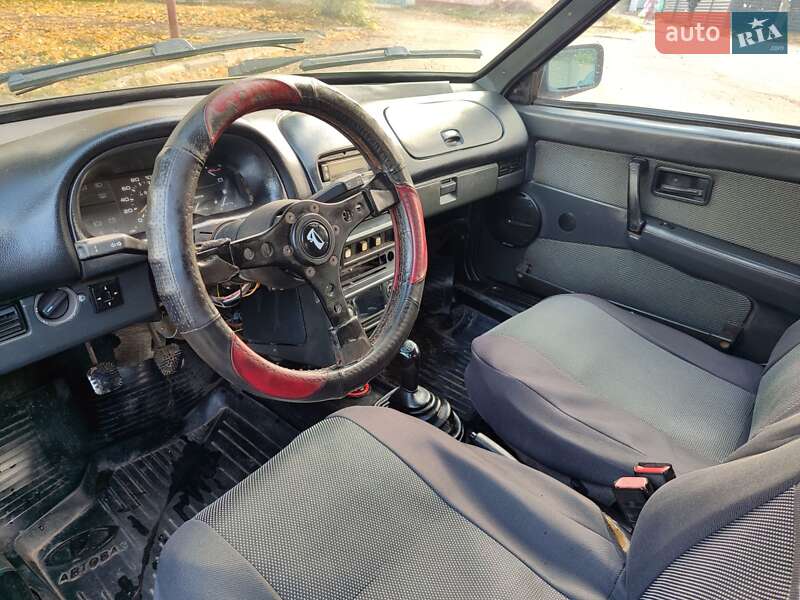 Хетчбек ВАЗ / Lada 2108 1995 в Дніпрі