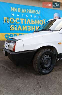 Хэтчбек ВАЗ 2108 1986 в  фото 5 Хэтчбек ВАЗ 2108 1986 в