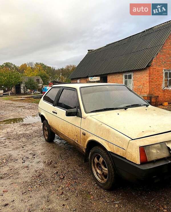 Хэтчбек ВАЗ / Lada 2108 1987 в Богодухове фото 3 Хэтчбек ВАЗ / Lada 2108 1987 в Богодухове