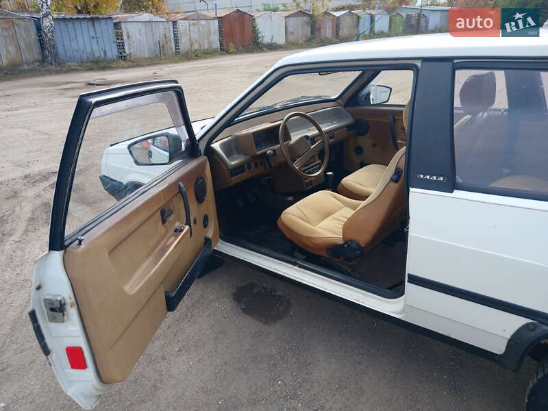 Хетчбек ВАЗ / Lada 2108 1987 в Великому Бурлуку фото 25 Хетчбек ВАЗ / Lada 2108 1987 в Великому Бурлуку