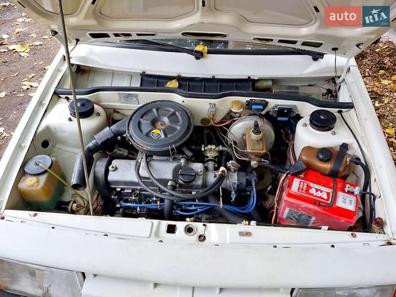 Хетчбек ВАЗ / Lada 2108 1986 в Дніпрі фото 8 Хетчбек ВАЗ / Lada 2108 1986 в Дніпрі