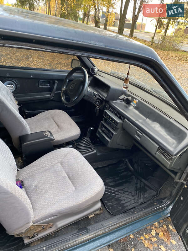 Хэтчбек ВАЗ / Lada 2108 1986 в Полтаве фото 8 Хэтчбек ВАЗ / Lada 2108 1986 в Полтаве