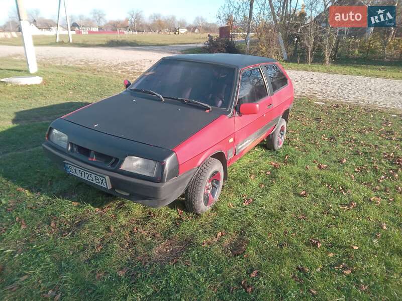 Хэтчбек ВАЗ / Lada 2108 1992 в Дунаевцах