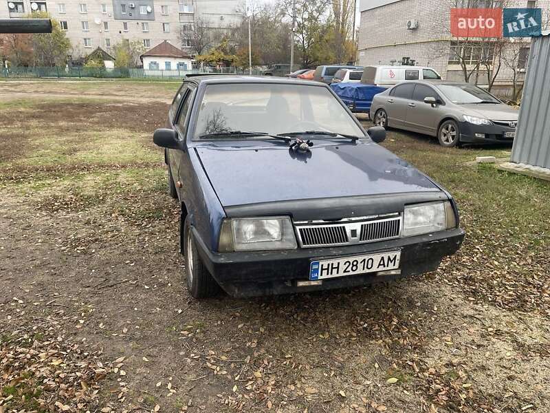 Хэтчбек ВАЗ / Lada 2108 1990 в Васильковке