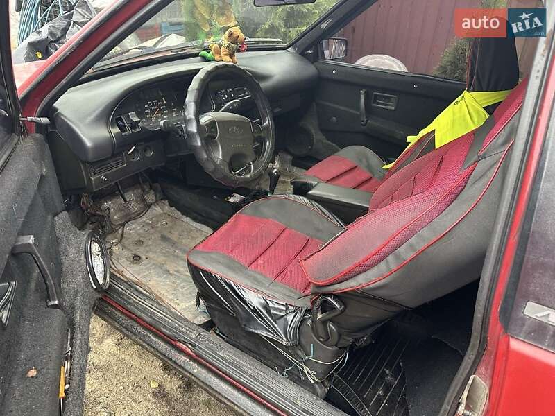 Хетчбек ВАЗ / Lada 2108 1993 в Харкові фото 6 Хетчбек ВАЗ / Lada 2108 1993 в Харкові