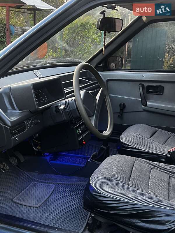 Хэтчбек ВАЗ / Lada 2108 1990 в Ромнах