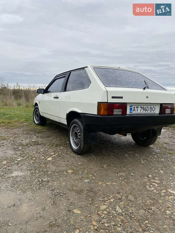Хетчбек ВАЗ / Lada 2108 1991 в Коломиї фото 2 Хетчбек ВАЗ / Lada 2108 1991 в Коломиї