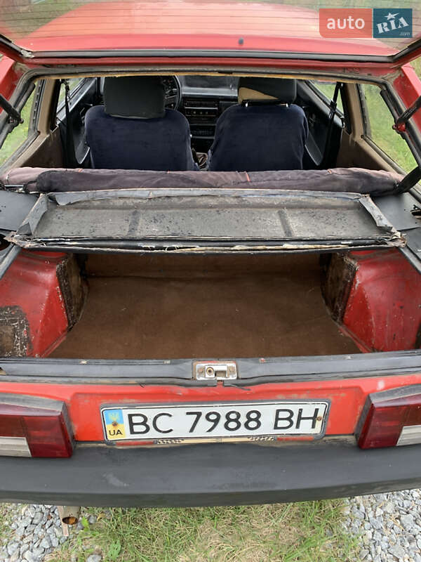 Хэтчбек ВАЗ / Lada 2108 1987 в Яворове фото 7 Хэтчбек ВАЗ / Lada 2108 1987 в Яворове