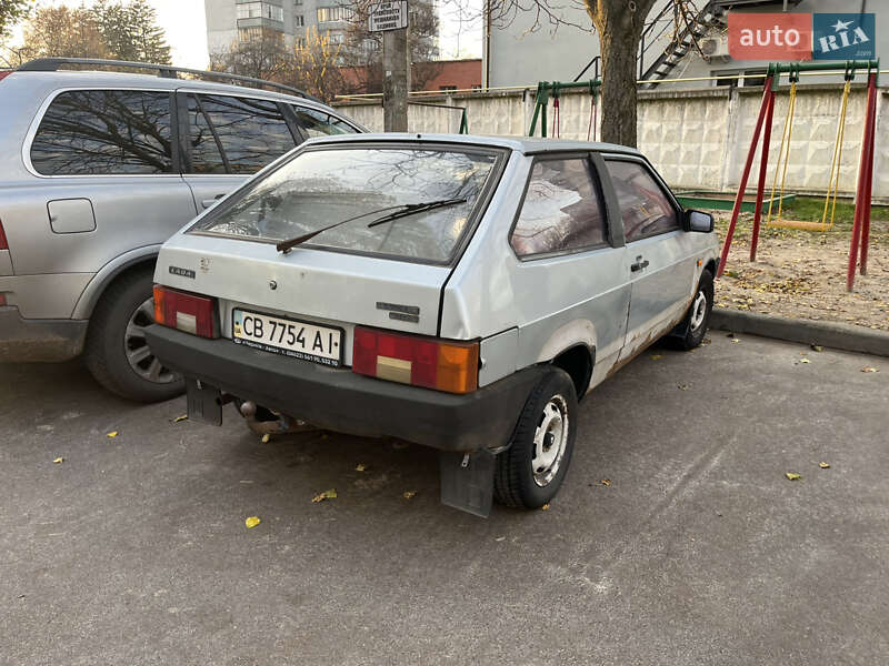 Хэтчбек ВАЗ / Lada 2108 1998 в Чернигове фото 4 Хэтчбек ВАЗ / Lada 2108 1998 в Чернигове