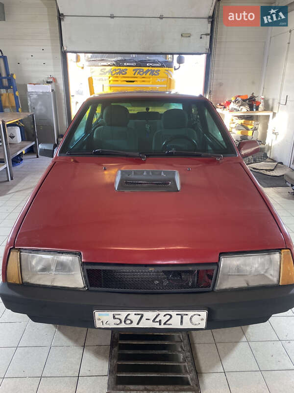 Хетчбек ВАЗ / Lada 2108 1993 в Львові