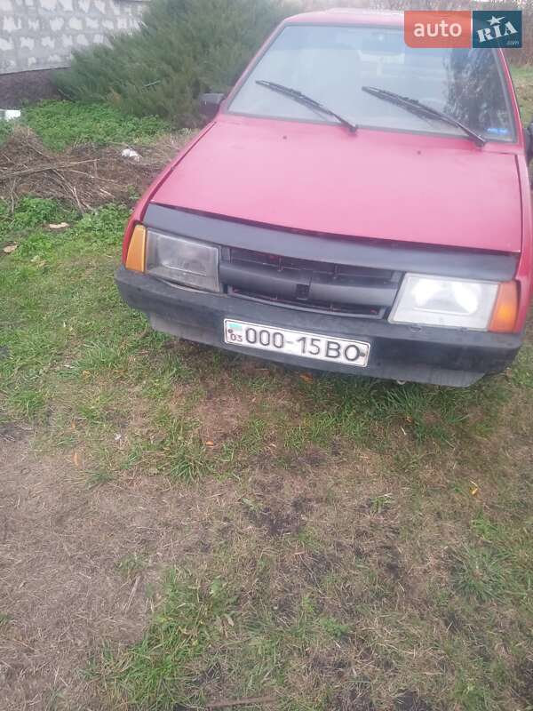 Хэтчбек ВАЗ / Lada 2108 1987 в Кременце