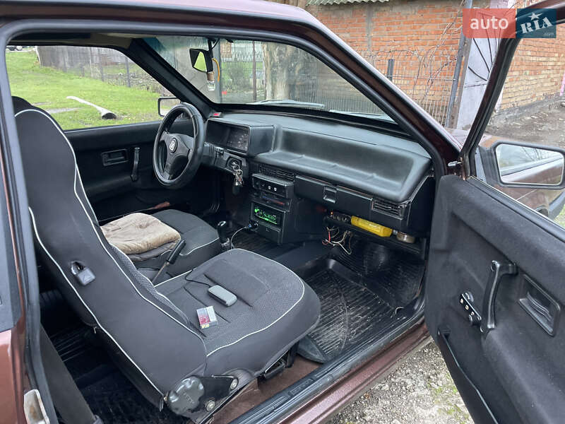 Хэтчбек ВАЗ / Lada 2108 1988 в Кривом Роге