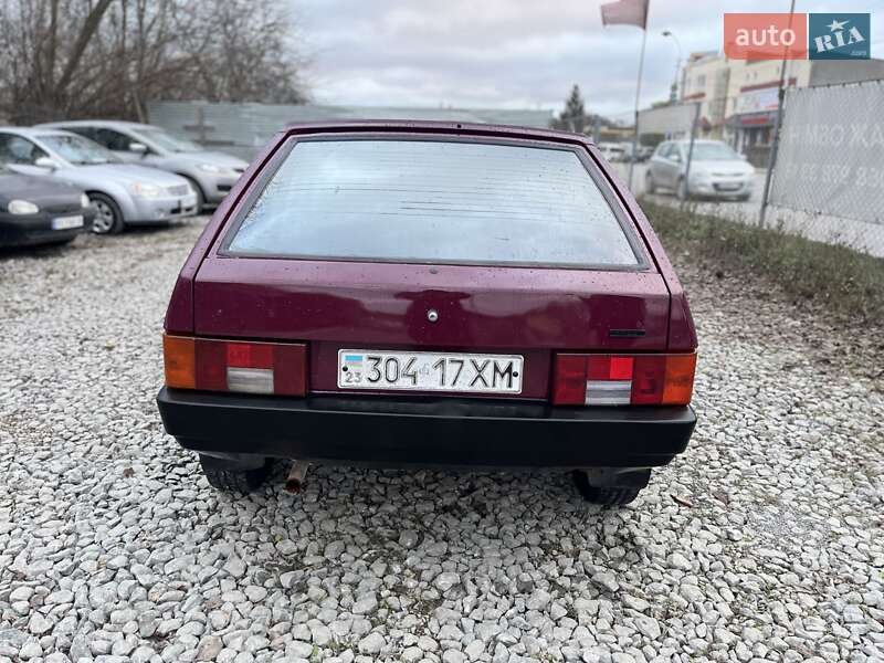 Хэтчбек ВАЗ / Lada 2108 1990 в Каменец-Подольском