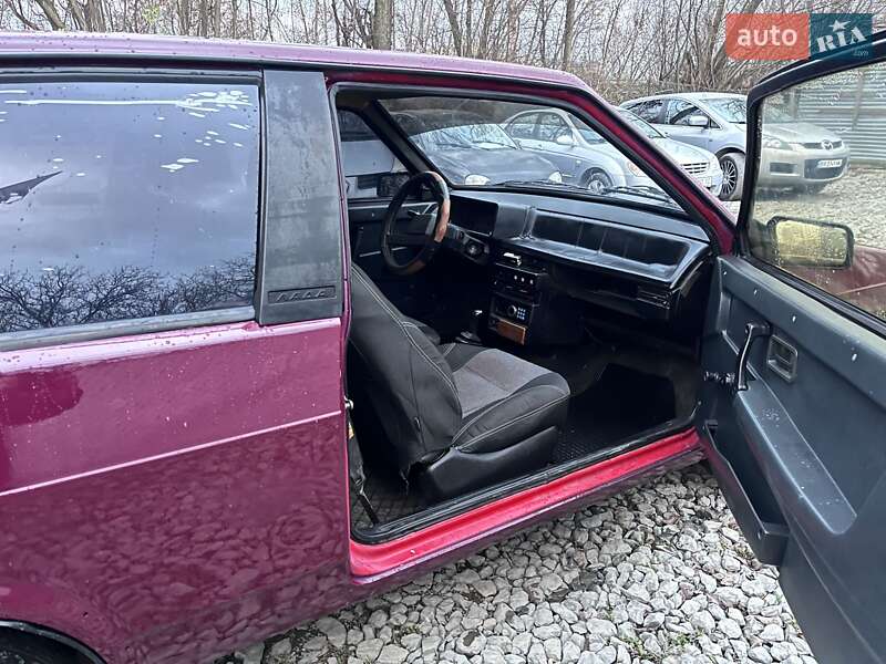 Хэтчбек ВАЗ / Lada 2108 1990 в Каменец-Подольском