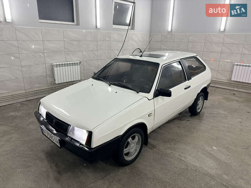 Хетчбек ВАЗ / Lada 2108 1985 в Краснограді