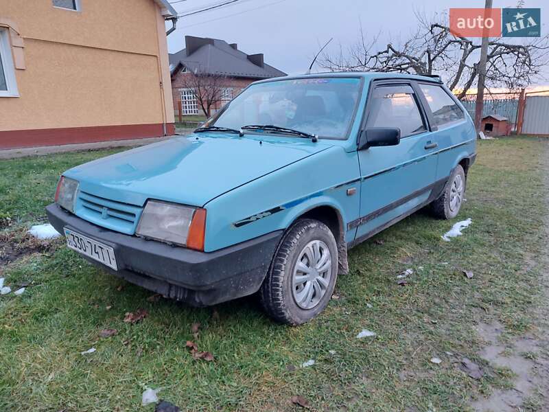 Хэтчбек ВАЗ / Lada 2108 1992 в Чорткове фото Хэтчбек ВАЗ / Lada 2108 1992 в Чорткове