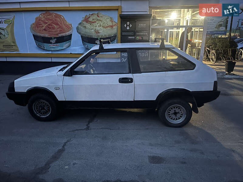 Хэтчбек ВАЗ / Lada 2108 1992 в Кременчуге
