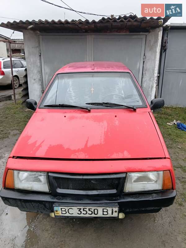 Хэтчбек ВАЗ / Lada 2108 1994 в Буске фото 4 Хэтчбек ВАЗ / Lada 2108 1994 в Буске