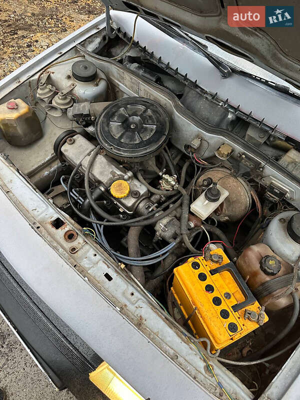 Хетчбек ВАЗ / Lada 2108 1988 в Києві