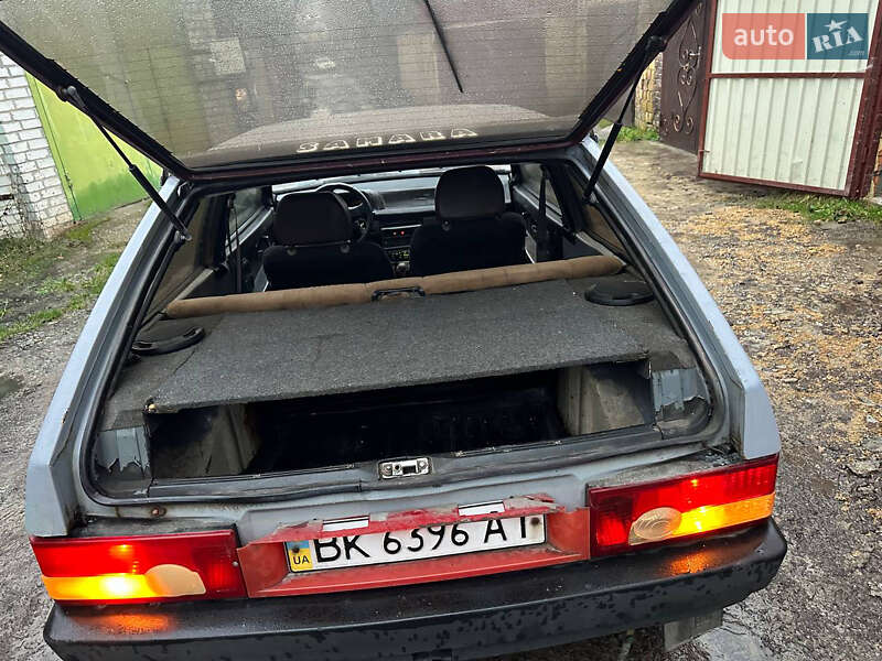 Хетчбек ВАЗ / Lada 2108 1988 в Києві