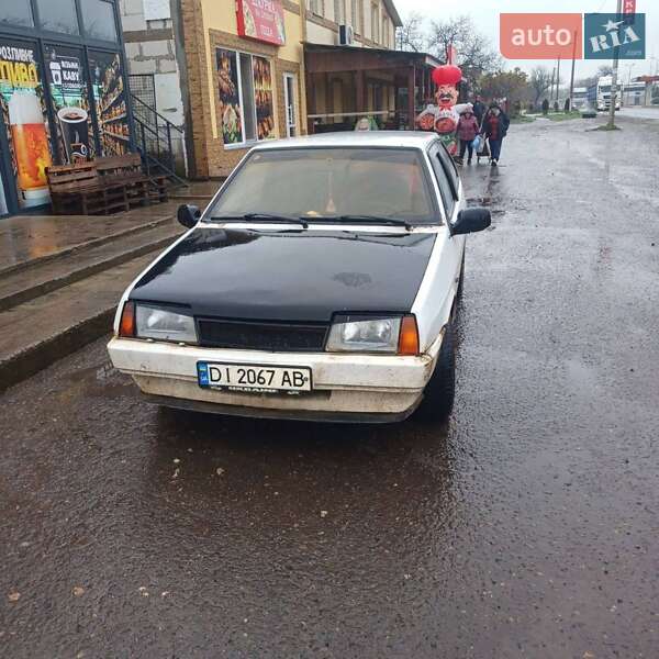 Хэтчбек ВАЗ / Lada 2108 1987 в Черноморске
