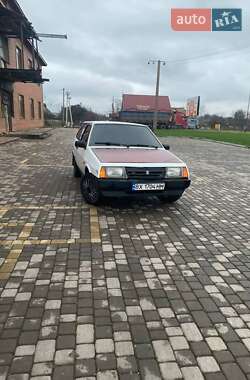 Хэтчбек ВАЗ 2108 1991 в Теофиполе