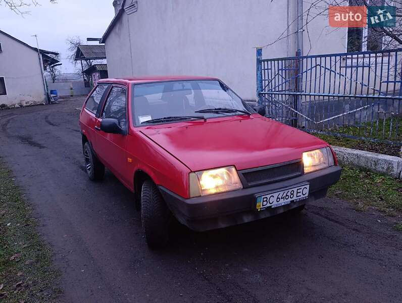 Хэтчбек ВАЗ / Lada 2108 1993 в Каменке-Бугской