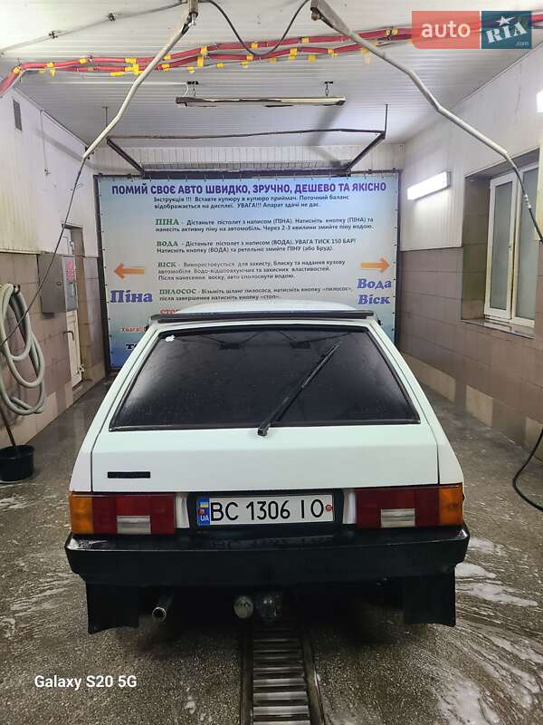 Хэтчбек ВАЗ / Lada 2108 1986 в Жидачове