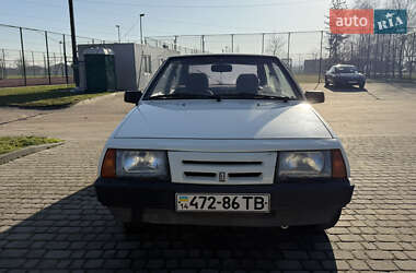 Хэтчбек ВАЗ 2108 1992 в Львове