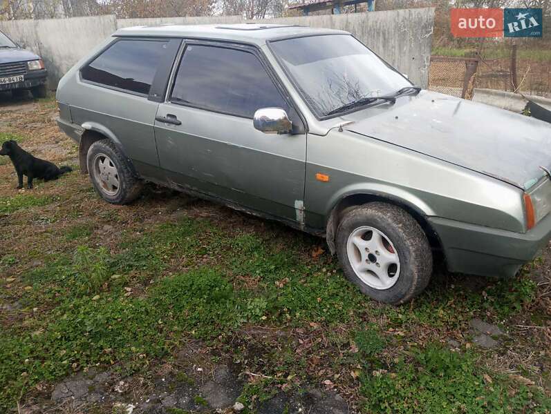 Хэтчбек ВАЗ / Lada 2108 1991 в Городке