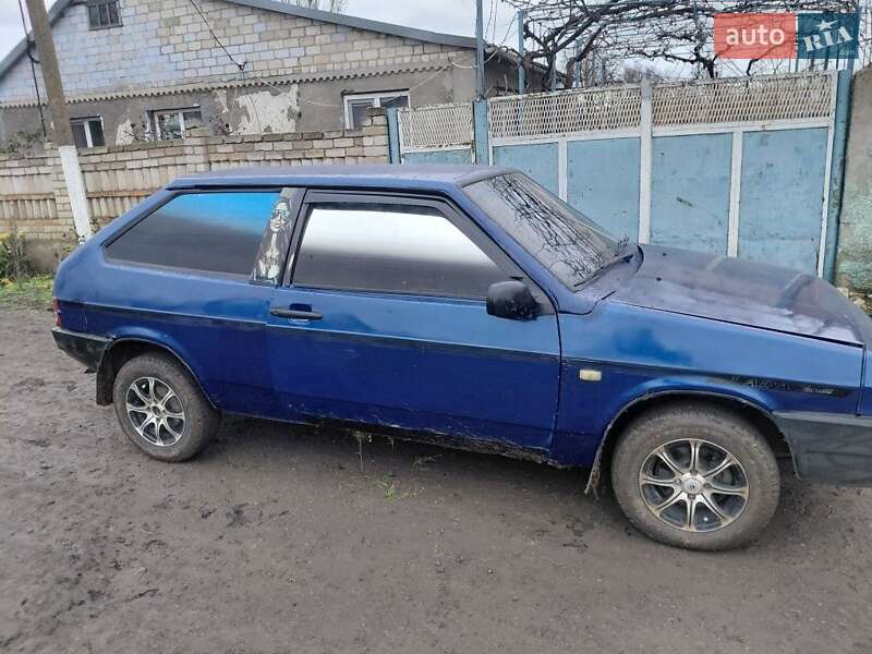 Хэтчбек ВАЗ / Lada 2108 1999 в Николаеве