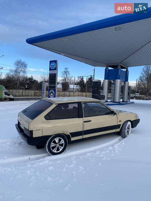 Хетчбек ВАЗ / Lada 2108 1987 в Запоріжжі фото 5 Хетчбек ВАЗ / Lada 2108 1987 в Запоріжжі