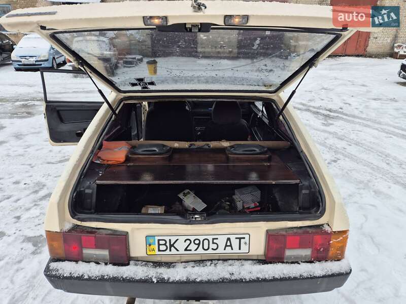 Хэтчбек ВАЗ / Lada 2108 1987 в Днепре