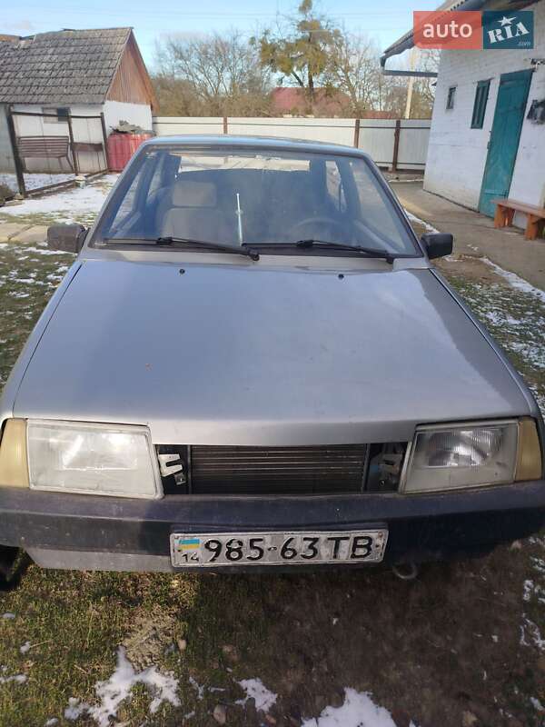 Хэтчбек ВАЗ / Lada 2108 1986 в Меденичах