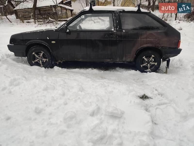 Хэтчбек ВАЗ / Lada 2108 1995 в Кременце фото 4 Хэтчбек ВАЗ / Lada 2108 1995 в Кременце