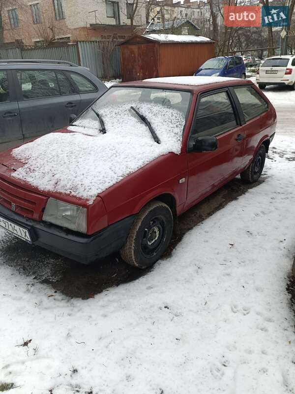 Хэтчбек ВАЗ / Lada 2108 1990 в Каменец-Подольском
